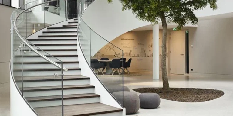 زجاج سلالم …